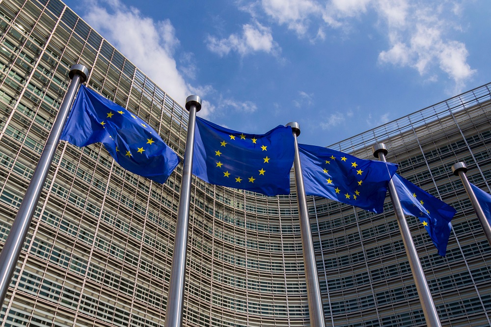 Encomendas até 150 euros que entrem na UE vão passar a pagar taxa